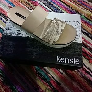 Kensie platform sandals. Very comfy
